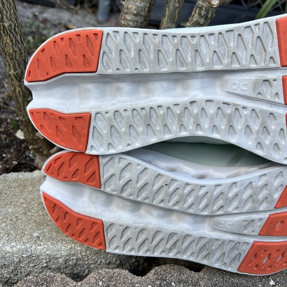 On Cloudsurfer Shoes Mens Size 13 Green White Running Sneakers Gym Trainers Used - Picture 8 of 9